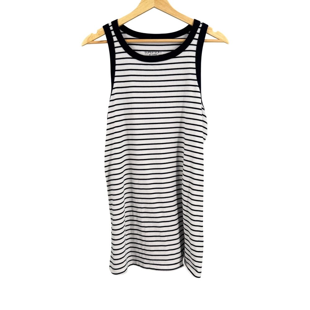 Torrid Tank Top Size‎ 2x White Black Striped Super Soft Rib Knit Scoop Neck